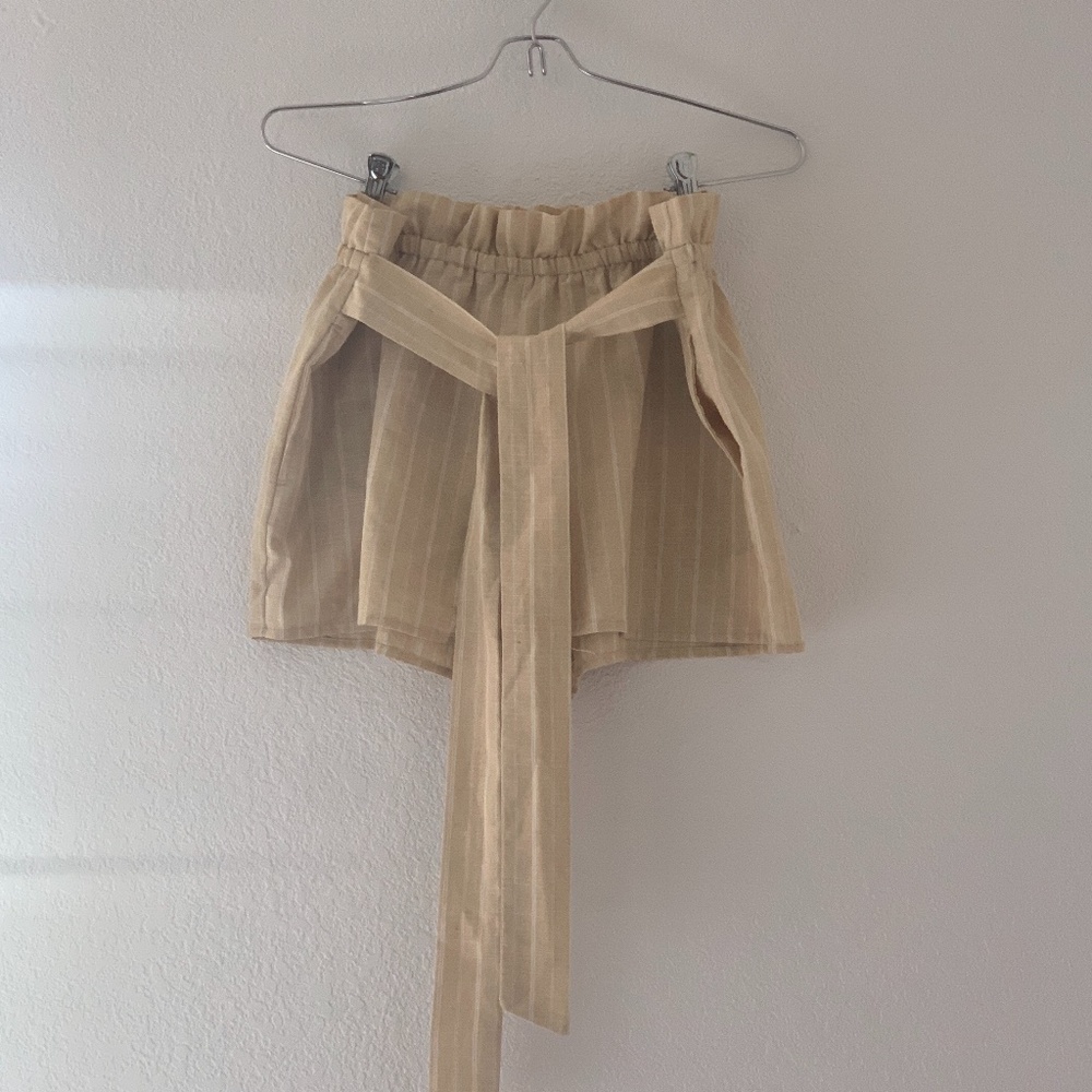 Love Tree Yellow and Cream Paper Bag Shorts